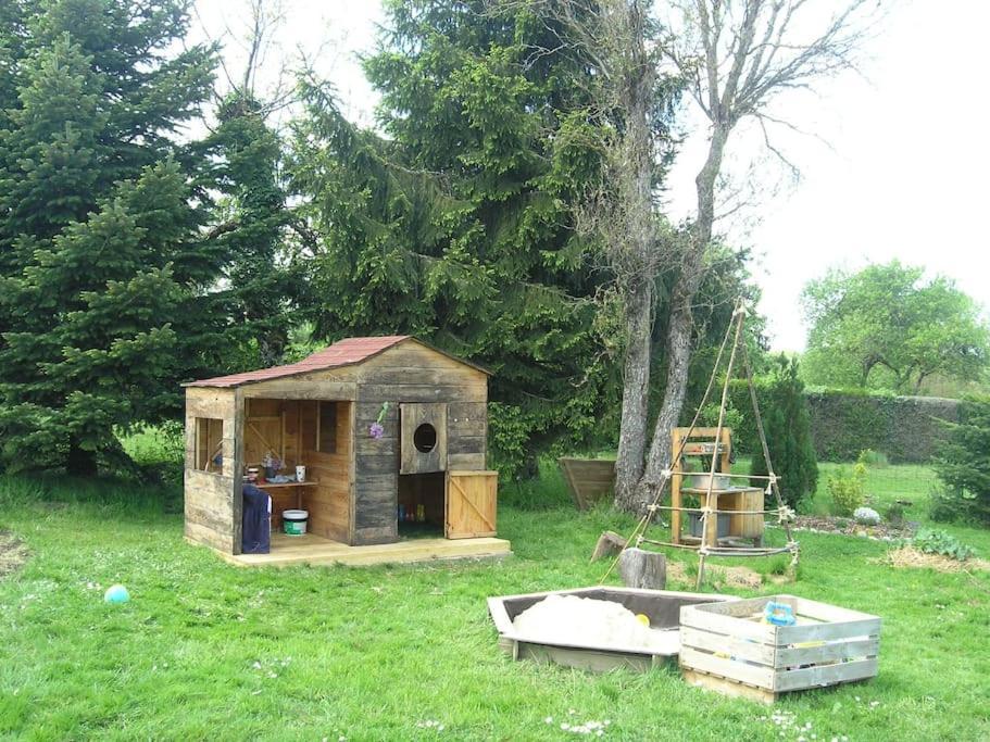 Les Jardins Des 3 Provinces- Gite Montcharvot Exterior foto